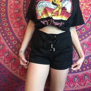 Women’s high-rise cloth shorts